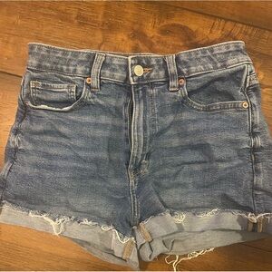 American Eagle jean shorts size 6